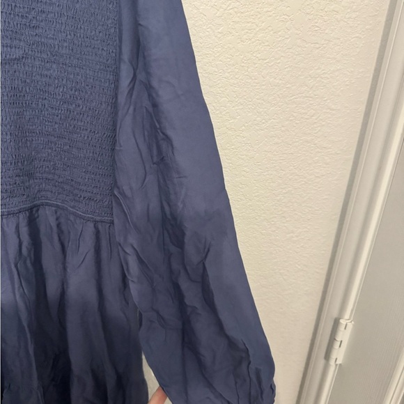 Elegant Long Sleeve Blue Dress - Picture 3 of 4